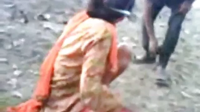 بهترین انجمن بدون ثبت نام  دختر به پسر ماساژ داد ، پس از آن او خودش را فلم سکس پاره کردن پرده بکارت رها کرد