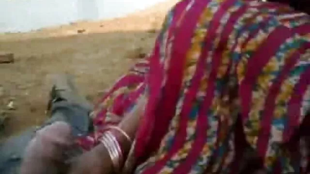 بهترین انجمن بدون ثبت نام  دختر شلوغ تصمیم گرفت فیلم سکس با دکتر که دکتر سکسی را اغوا کند