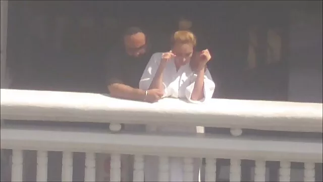 بهترین انجمن بدون ثبت نام  او ورزش ها را در ساحل درآورد فیلم سکس درحالت خواب